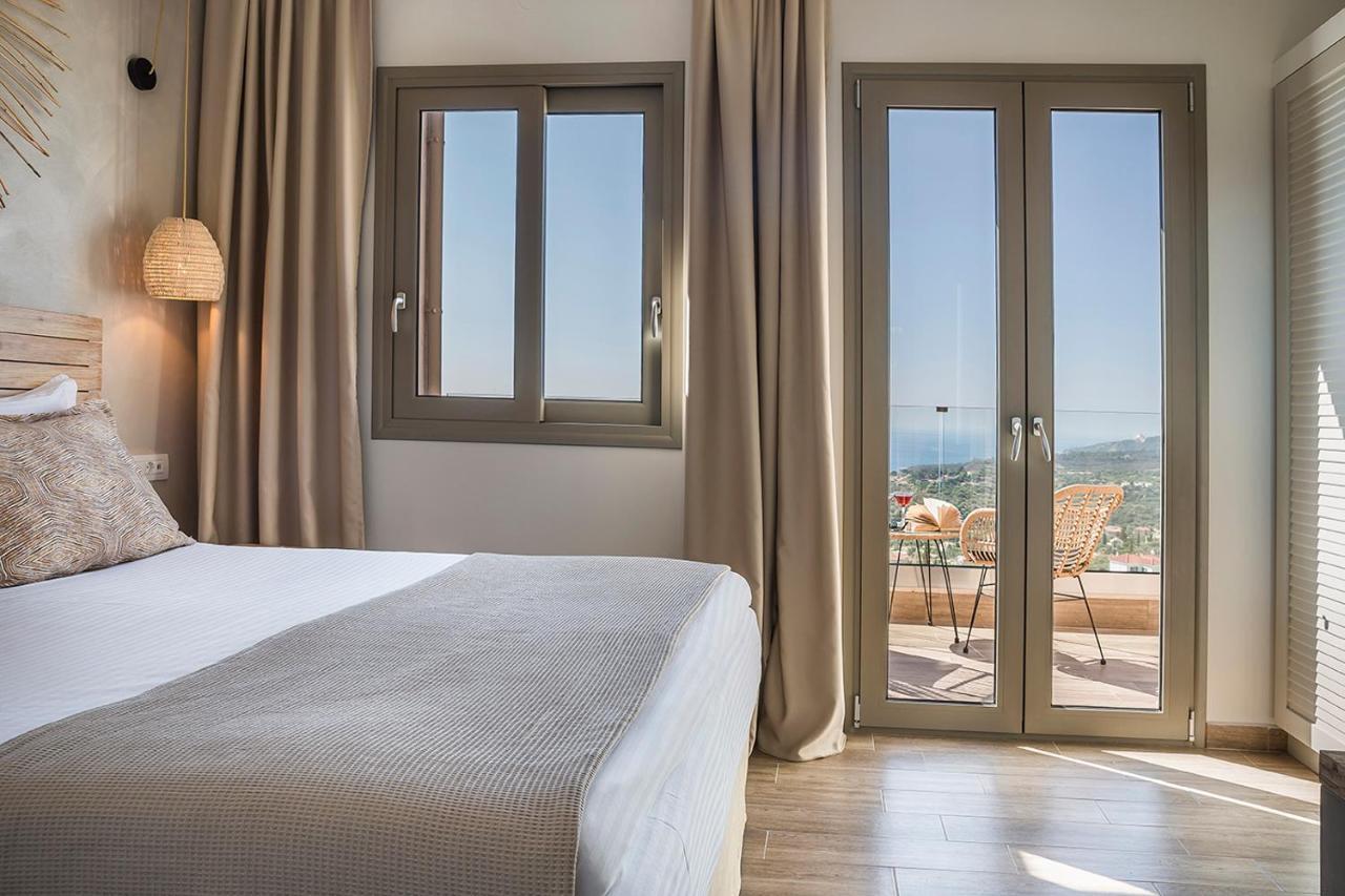 Diana Suites Trapezaki  Eksteriør billede